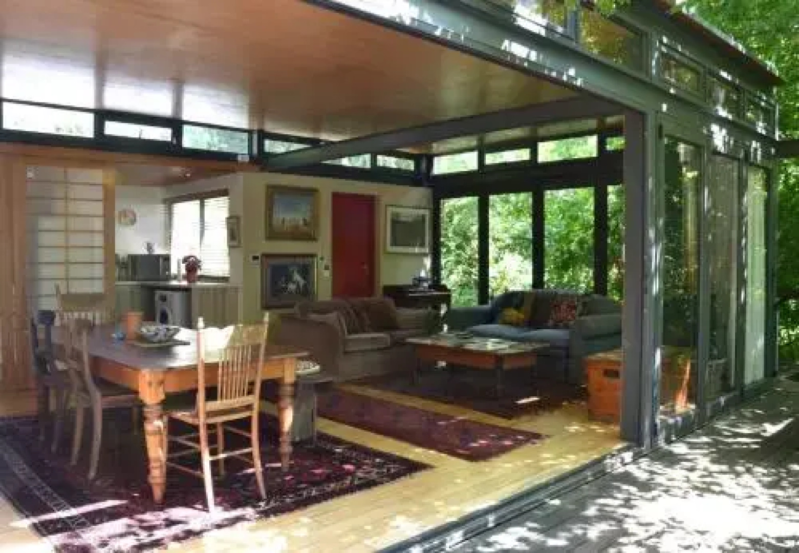 Glasshouse In The Winelands