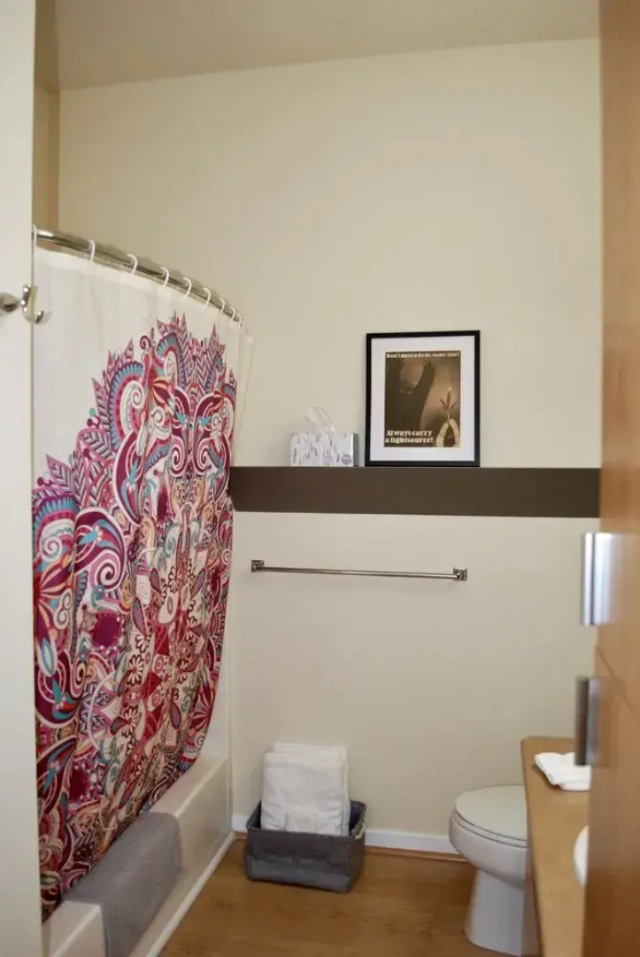 Well Appointed and Modern plus Parking