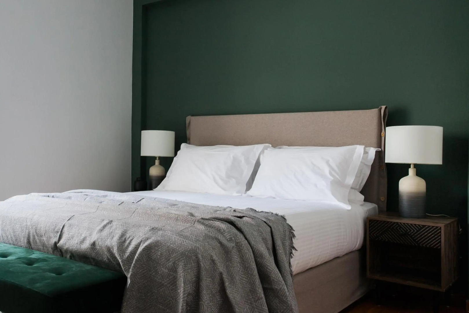 Pleasant 2BR Apartment near HELEXPO by UPSTREET