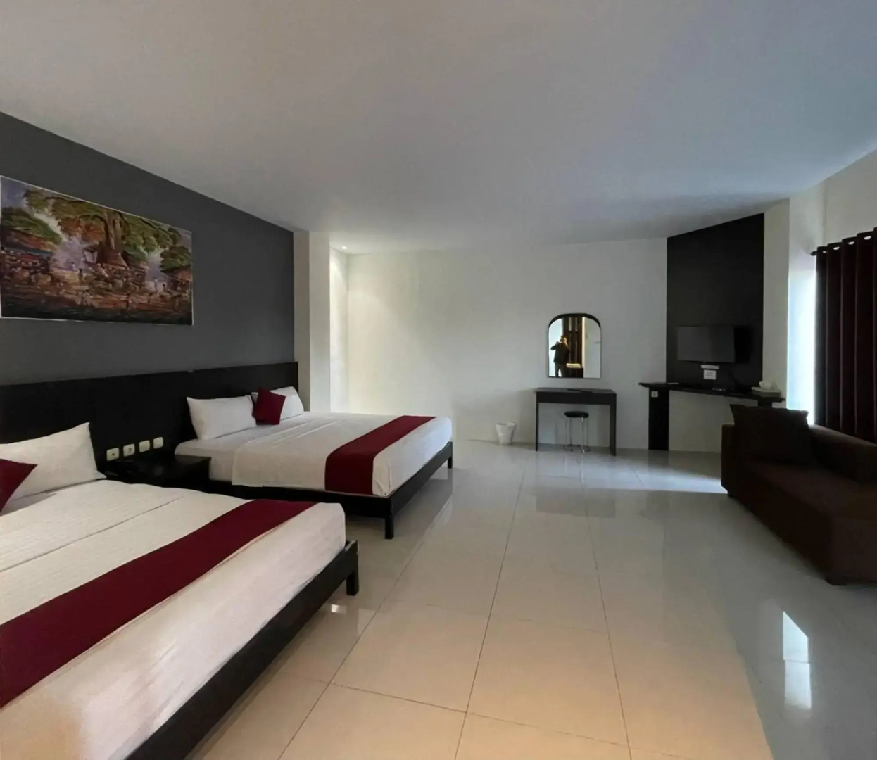 Hotel Grand Pacific by OYO Rooms