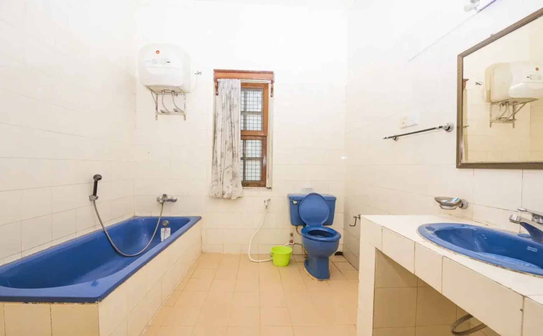 Orchid Nan Myaning Hotel