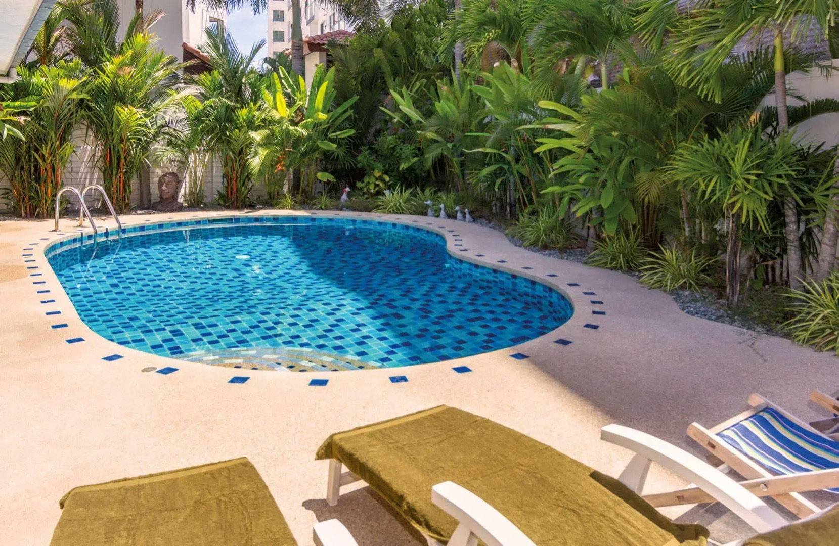 Villa Waree 5 minutes from City and Beach