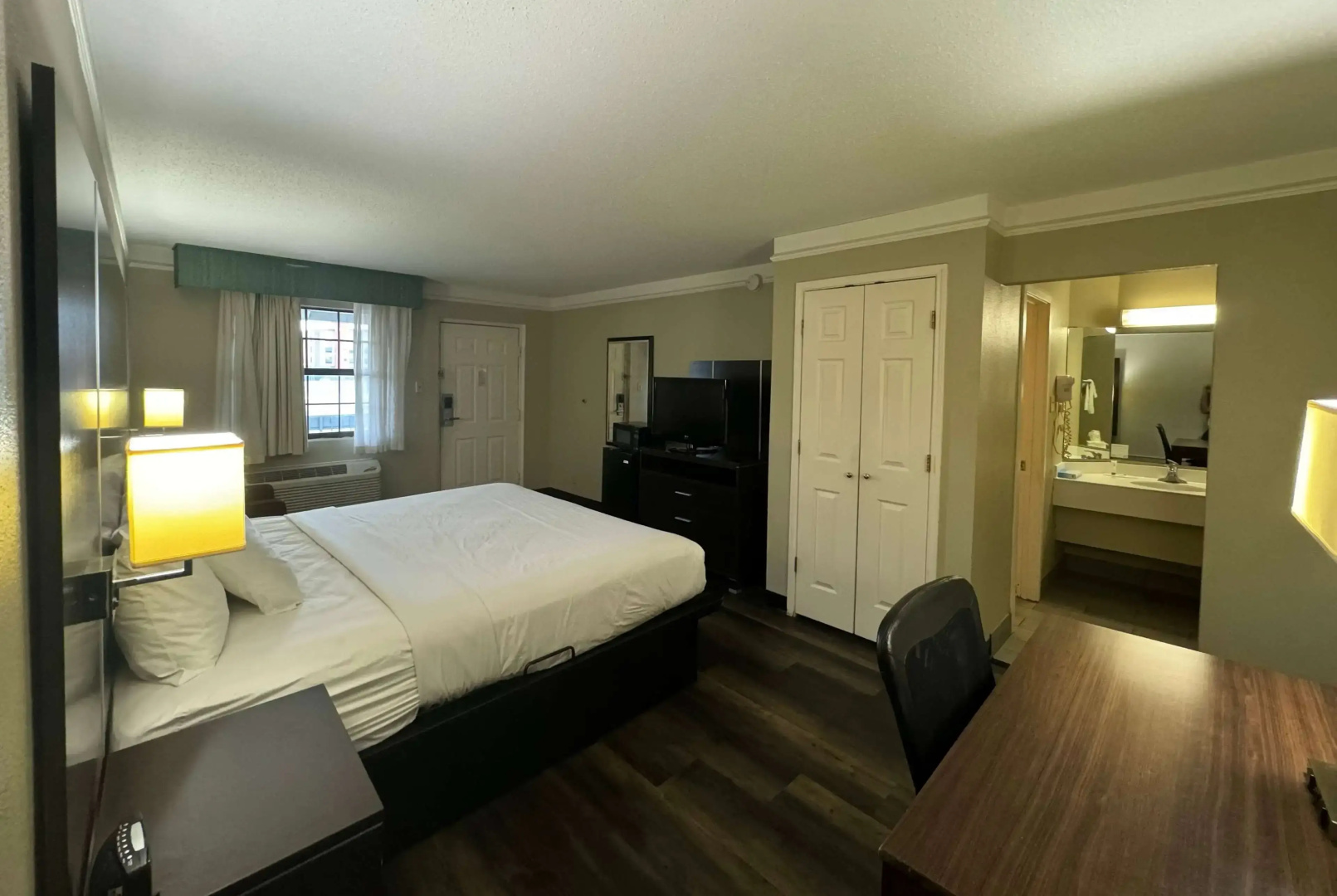 Travelodge by Wyndham Tuscaloosa