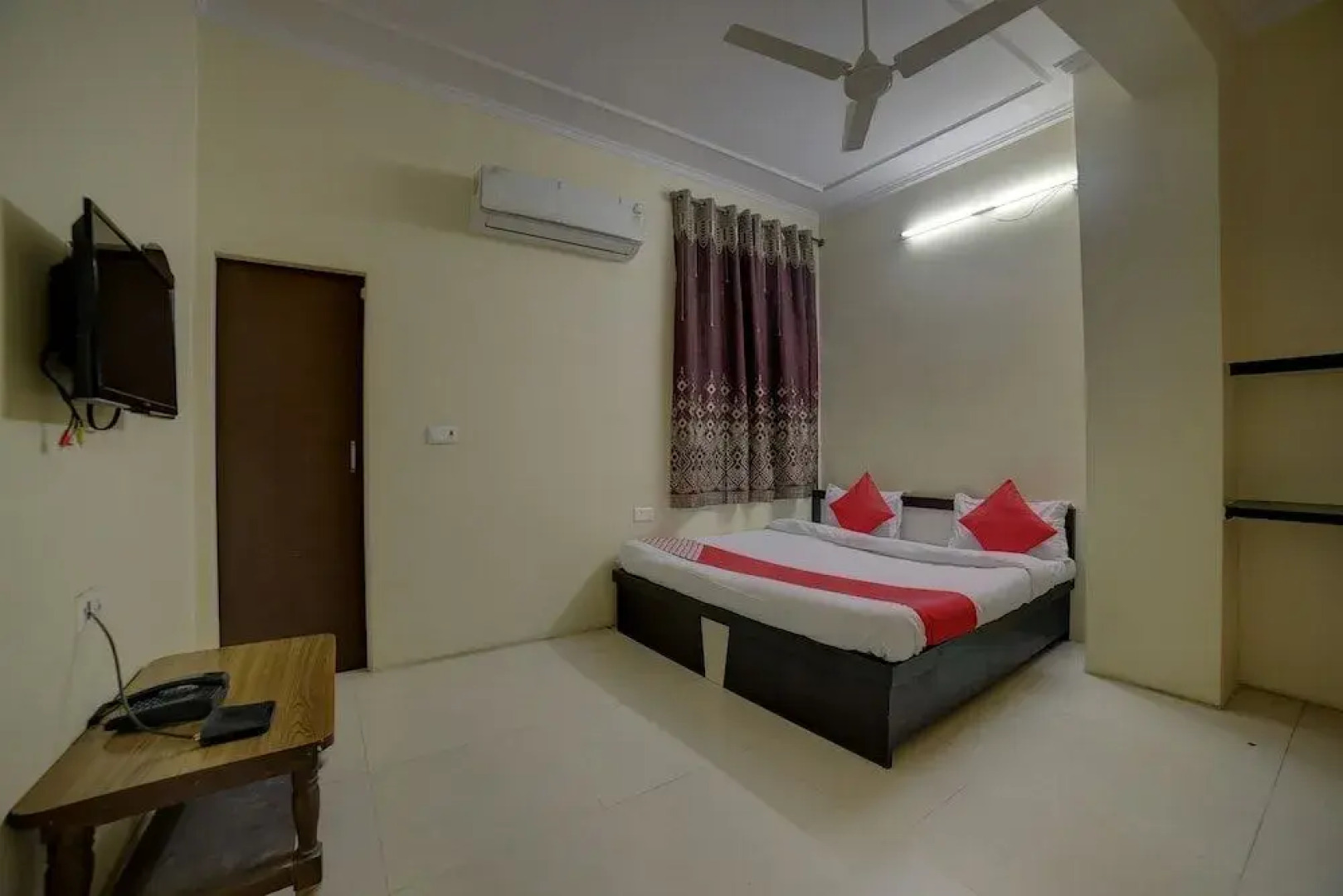 Oyo 30243 Hotel Sanwariya Bhagwan