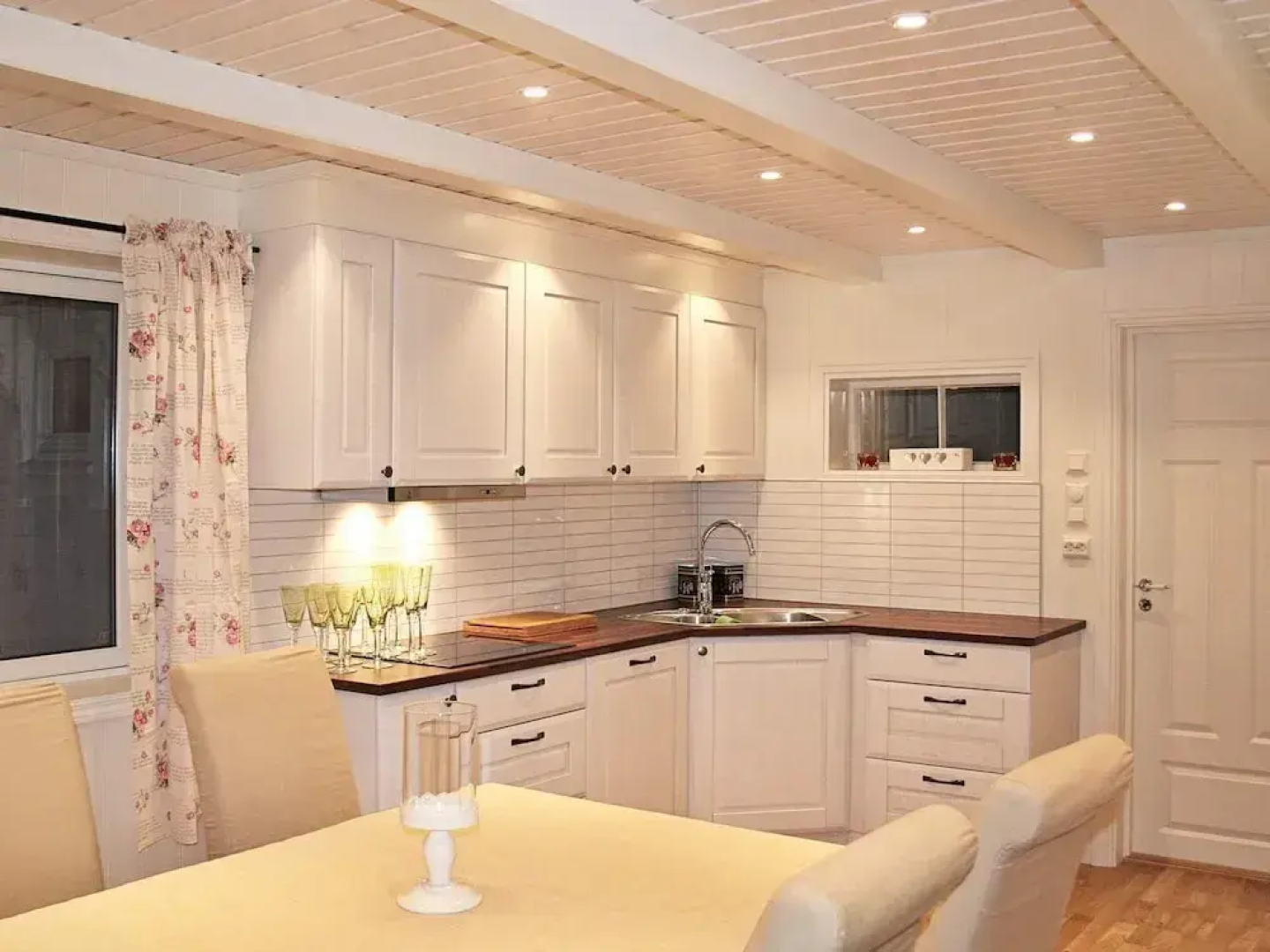 Holiday Home in KvalÃ¸ya