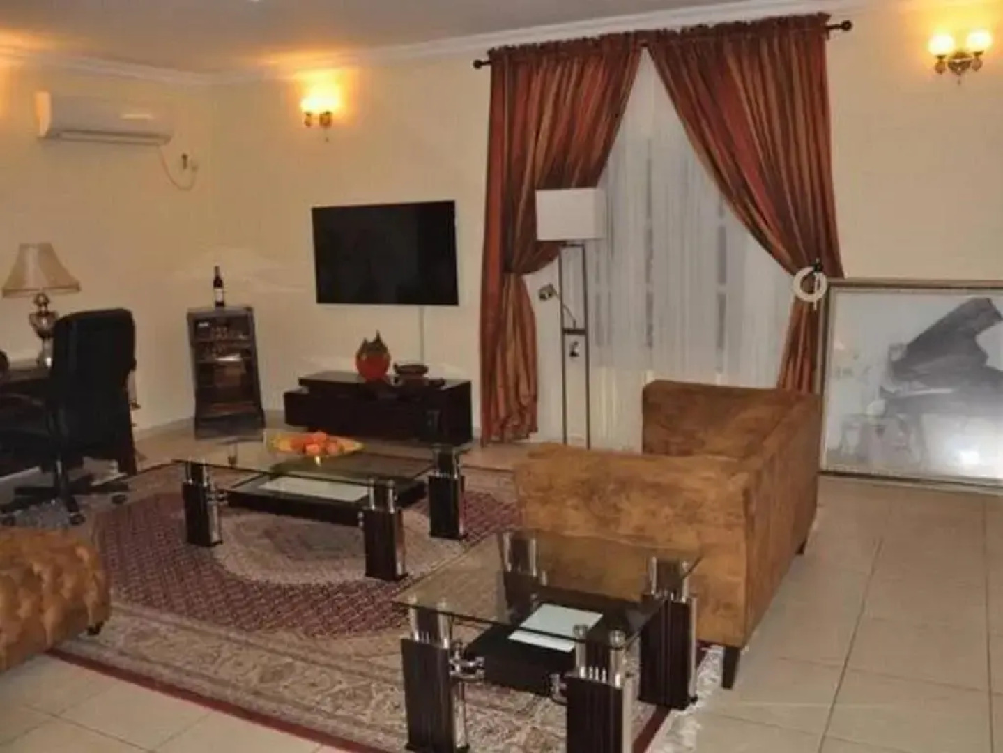 Duchess Villa Grand Hotel