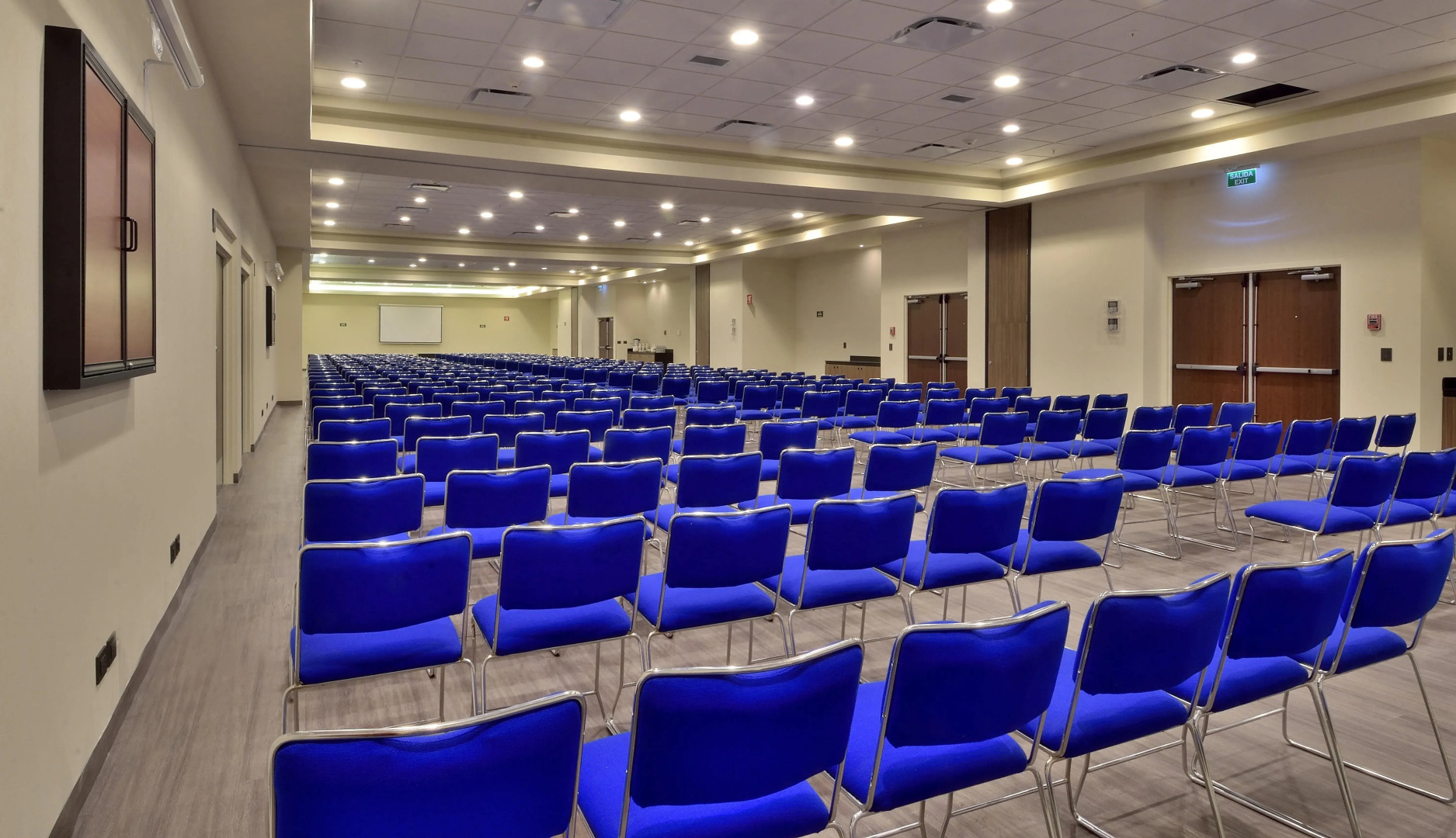 City Express Suites Playa del Carmen