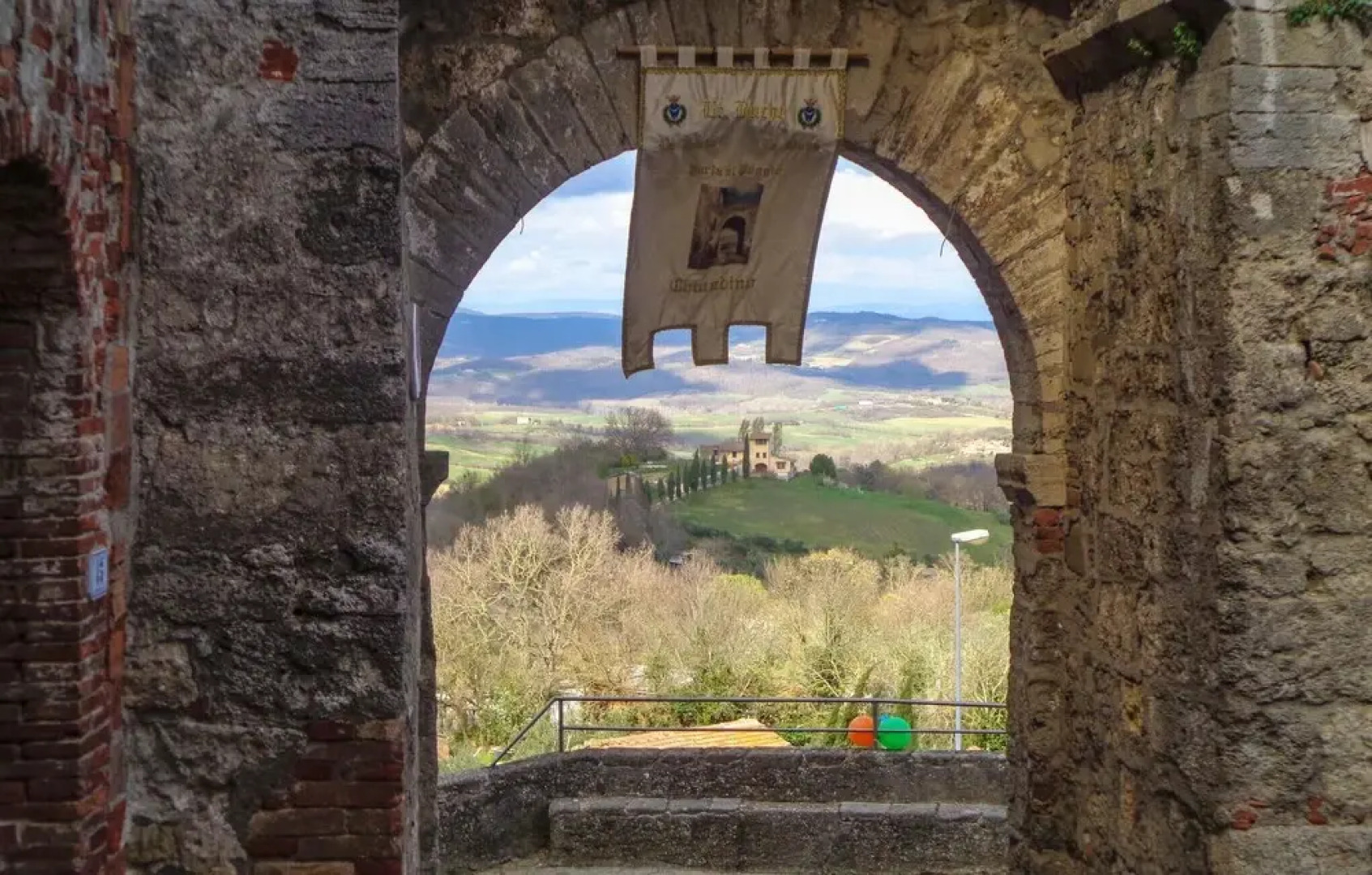 Beautiful Home in Chiusdino With Wifi and 5 Bedrooms