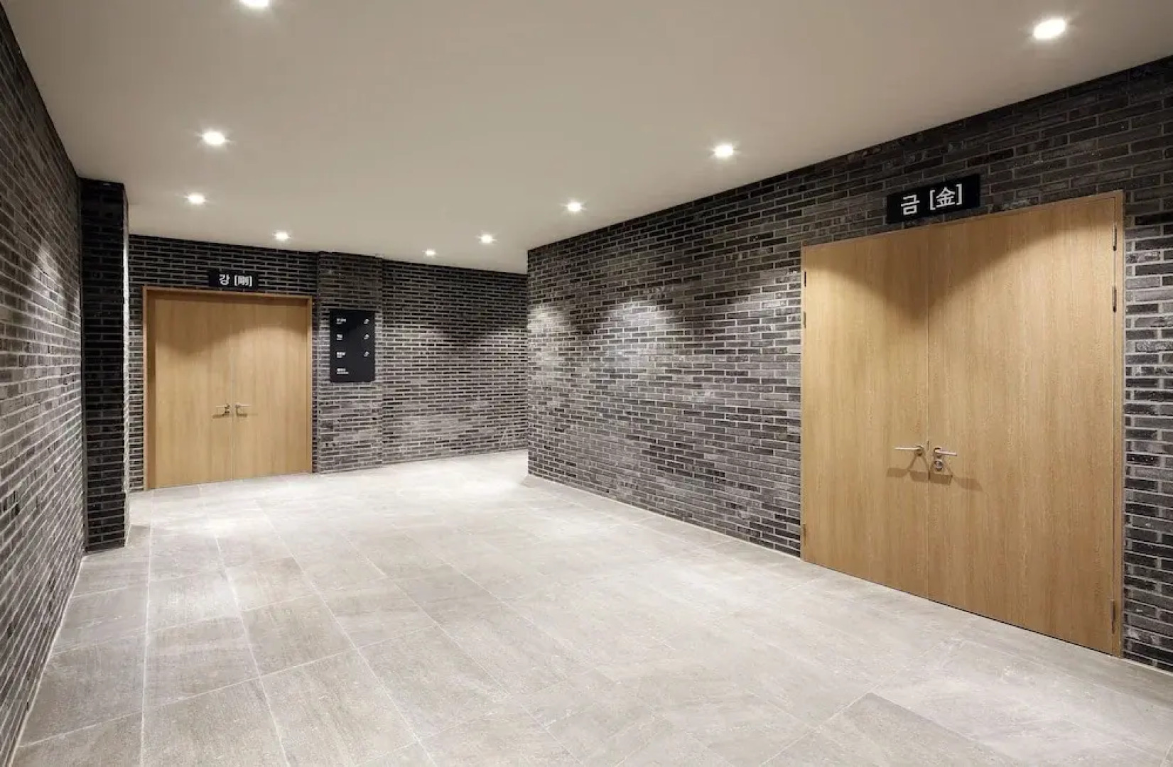 Dukgu Oncheon Resort Condo