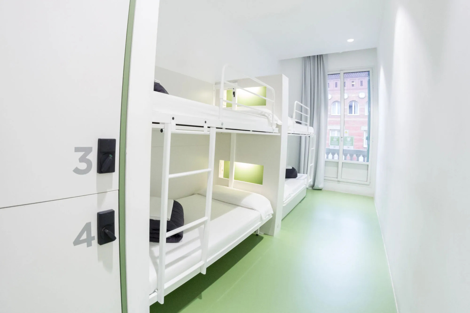 Sant Jordi Hostels Rock Palace