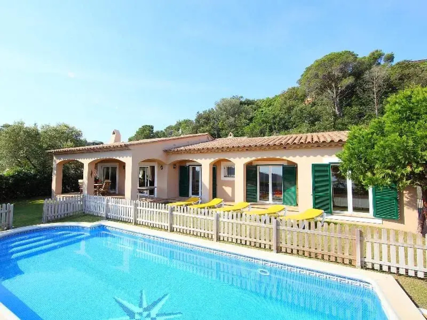 Villa Dubos - Three Bedroom