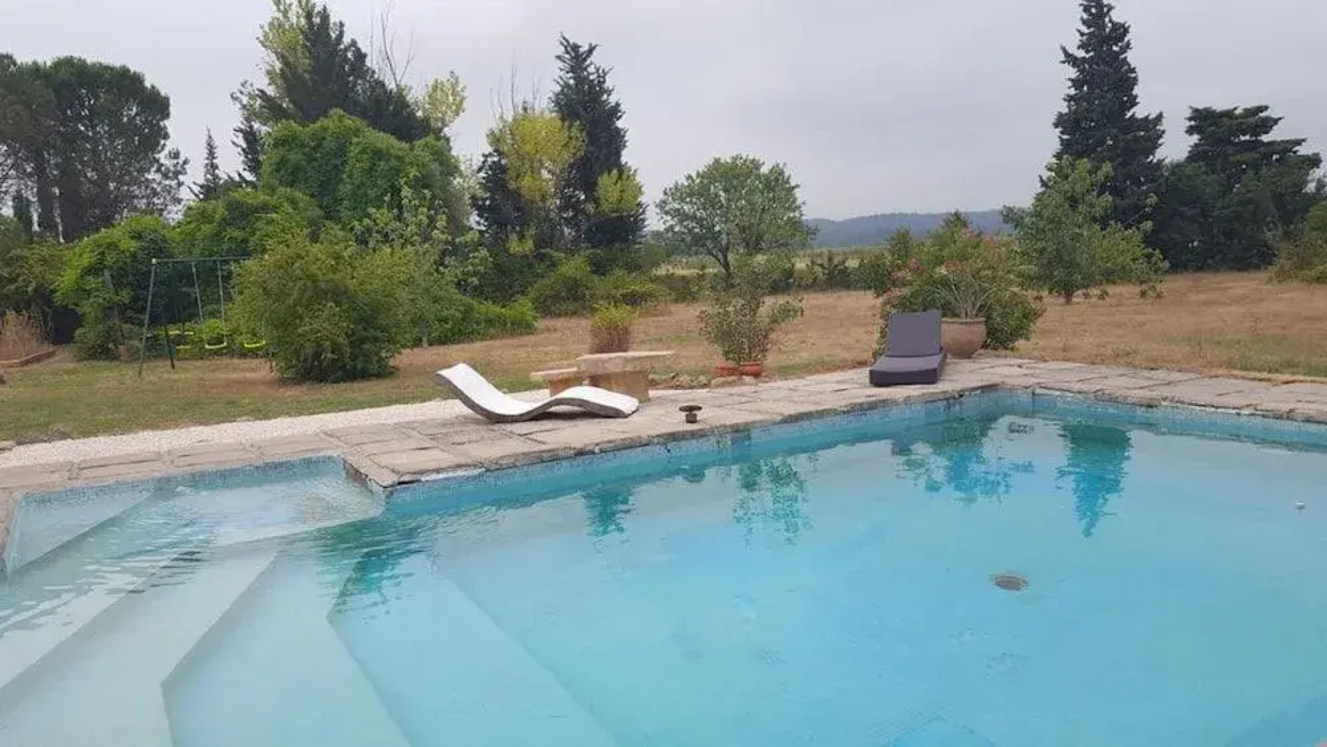 Aux Oliviers Chambres d'Hôtes