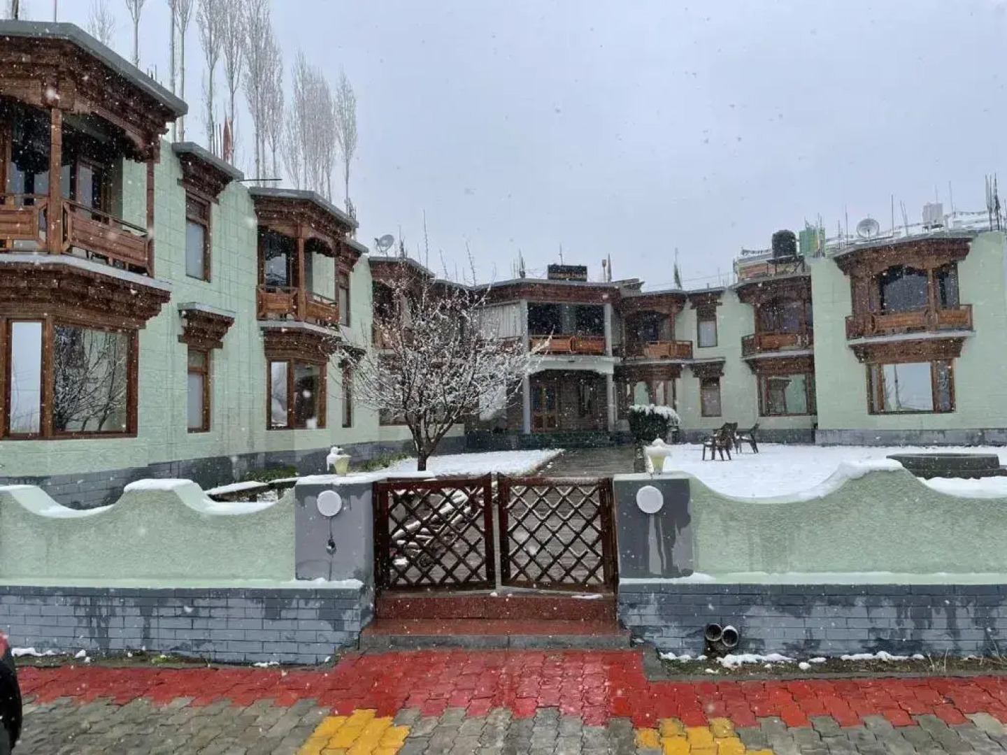 Hotel Mandal Chan