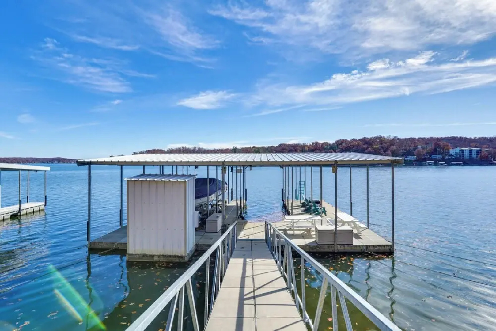 Lake of the Ozarks Vacation Rental: Boat Dock/slip