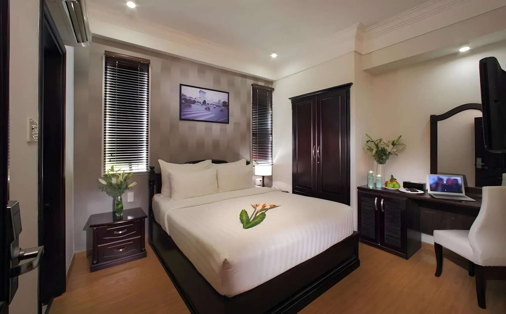 Sunrise Central Hotel