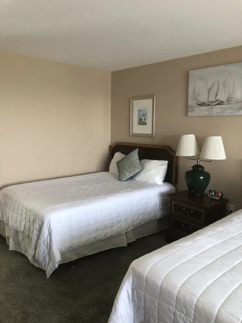 Sands of Time Motor Inn & Harbor House