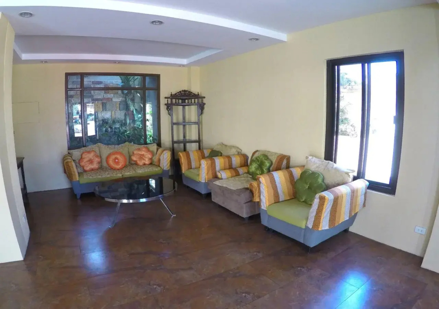 Ivory Hotel and Suites