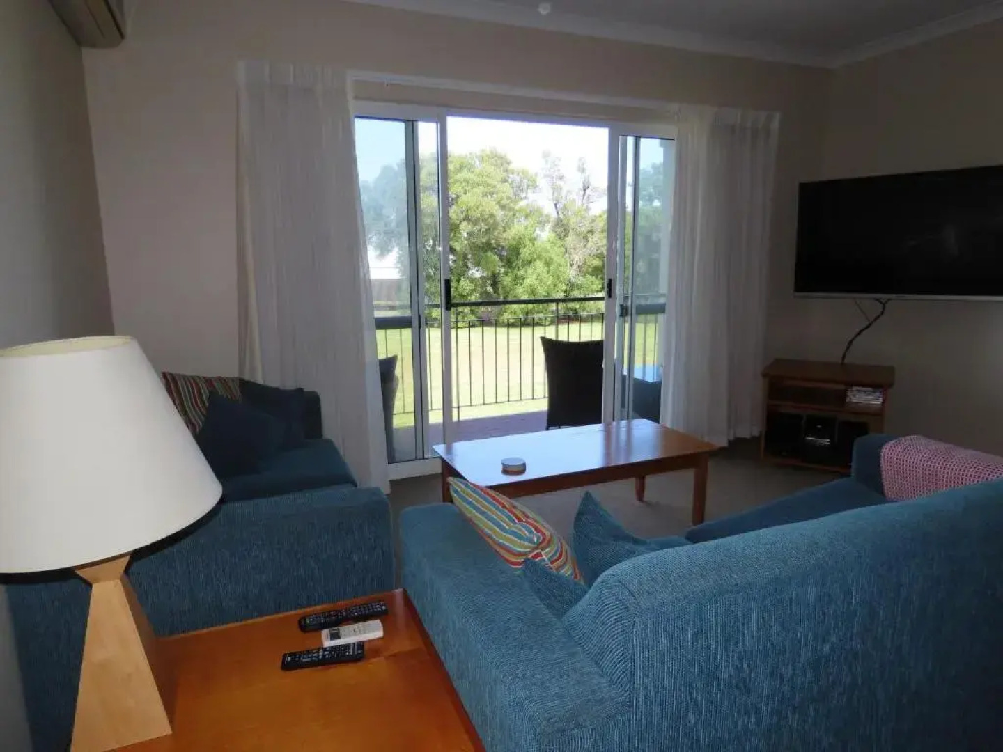 Apollo Quays Apartment