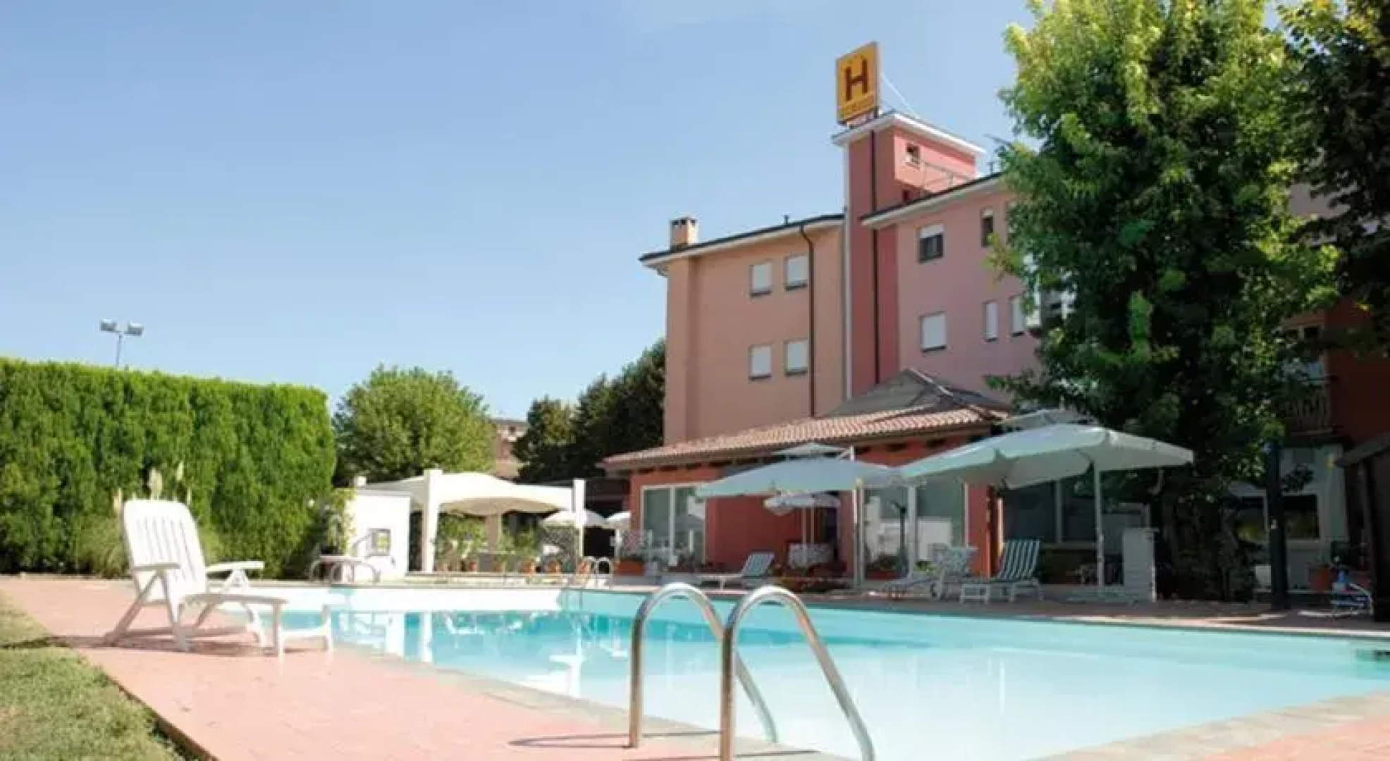 Hotel Zoello Je Suis