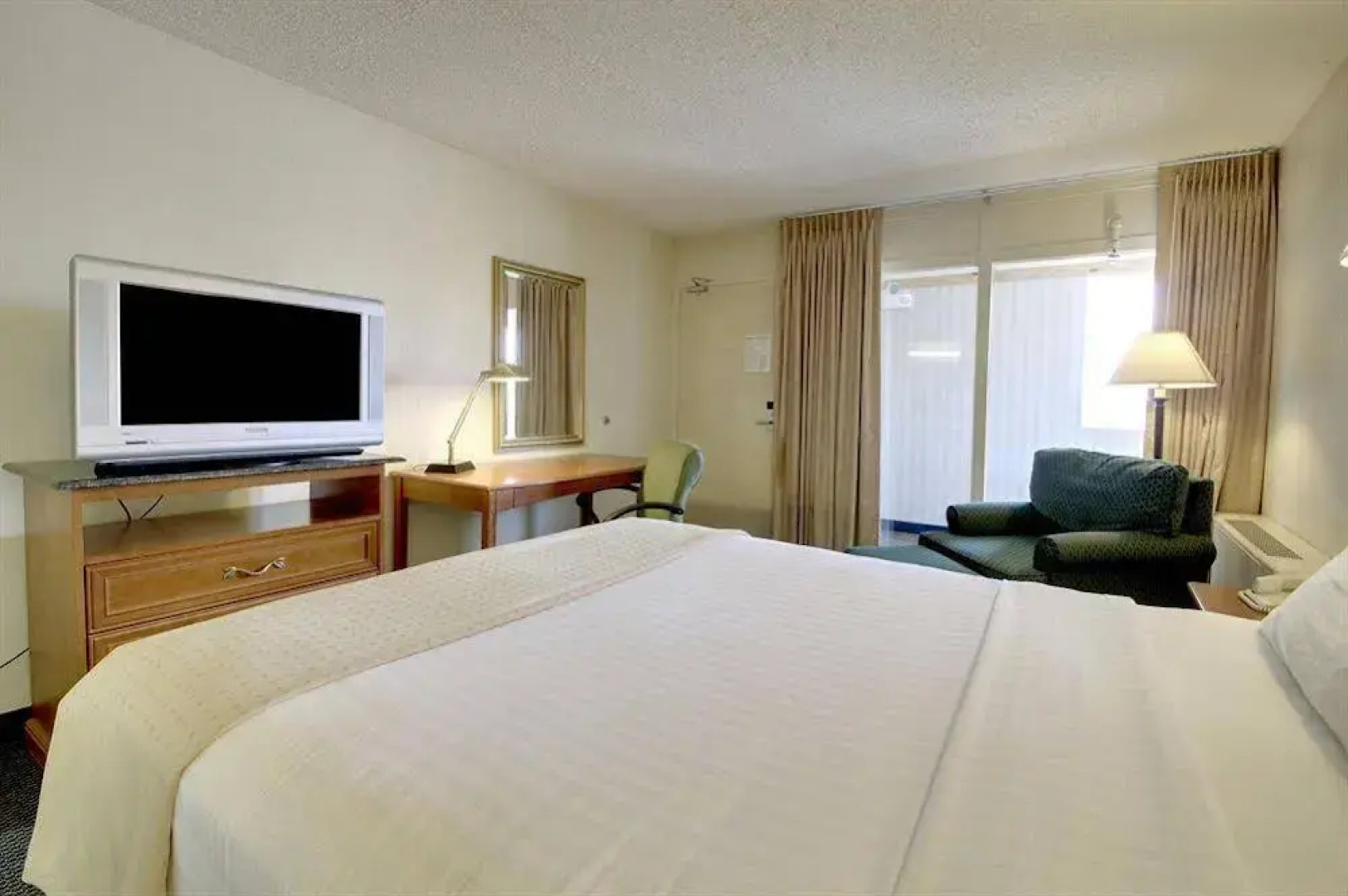 Days Inn Cedar Falls- University Plaza