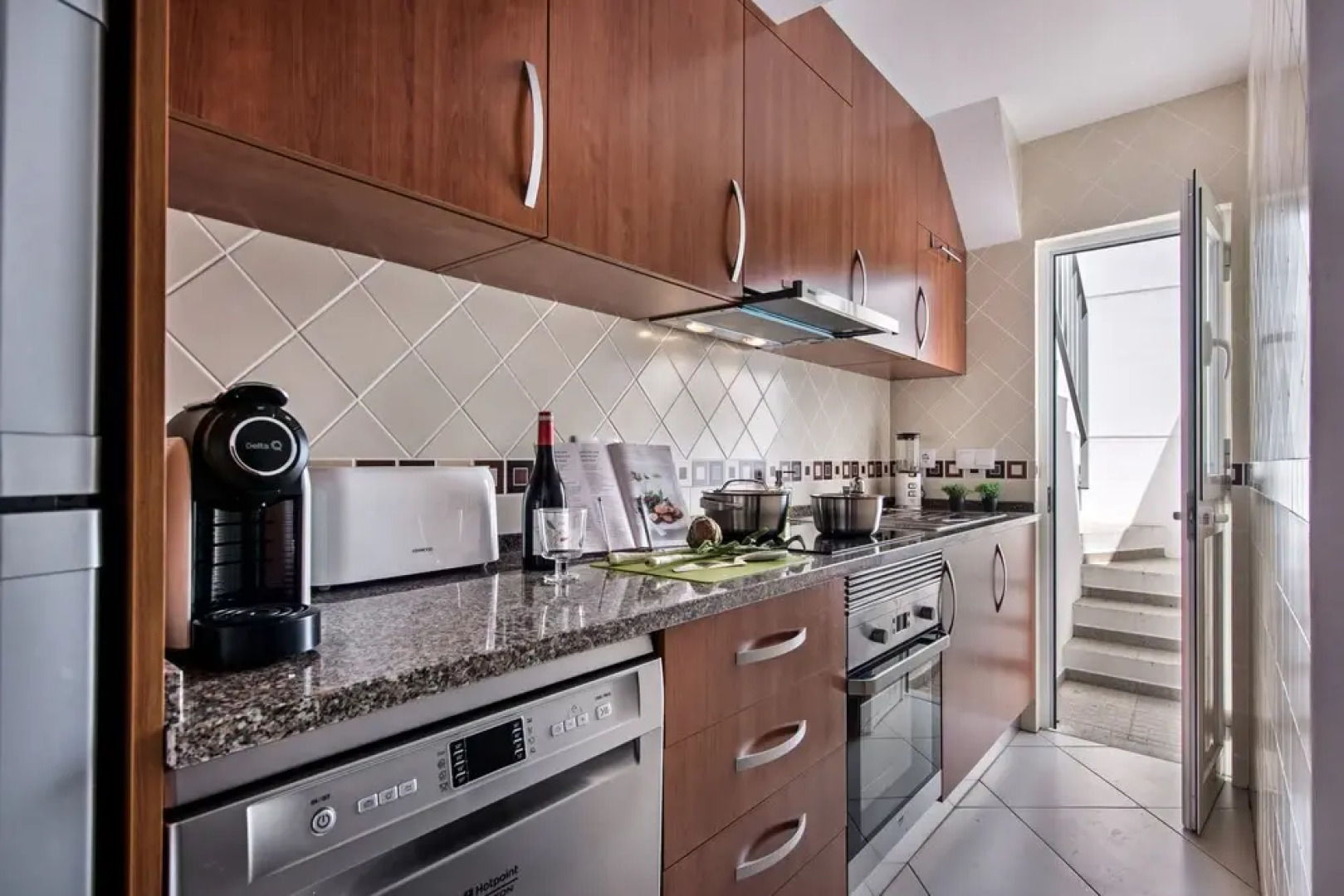 Casa Pombalinho by MarsAlgarve