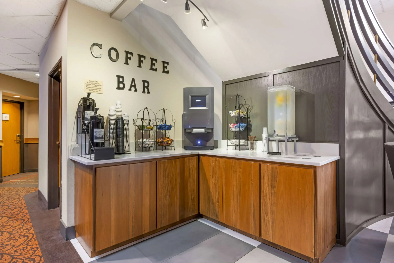 Best Western Plus Mill Creek Inn