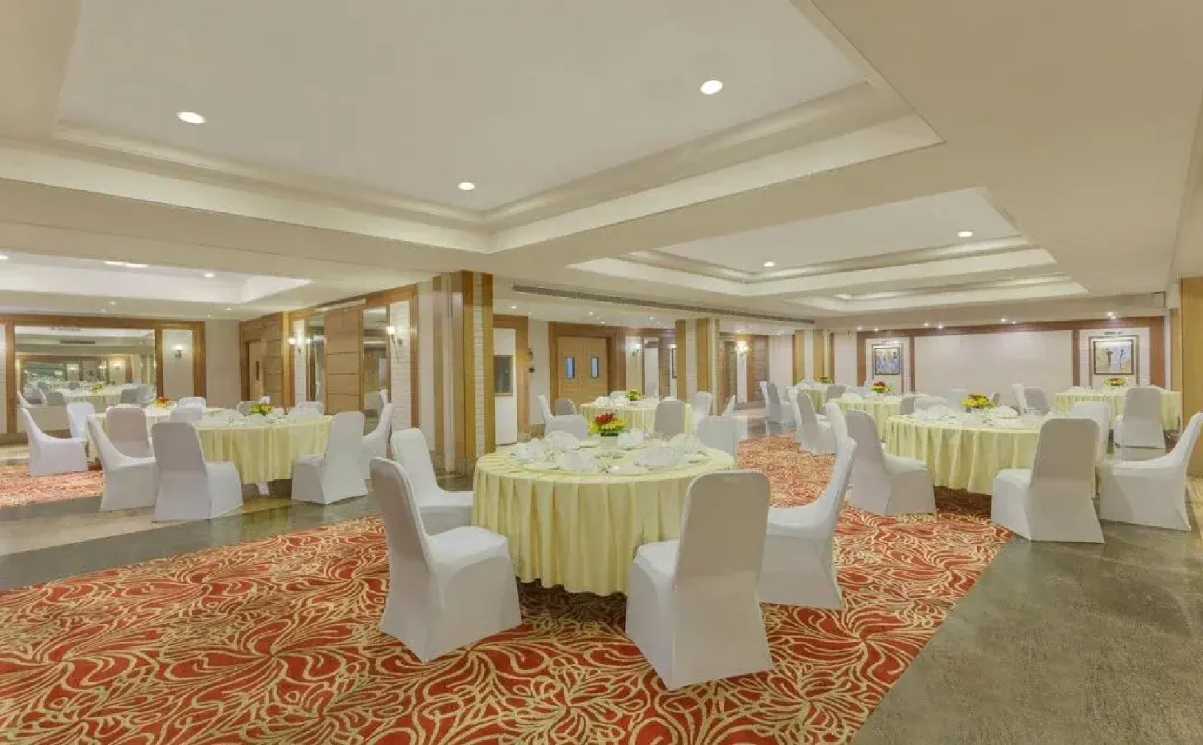City Heart Sarovar Portico