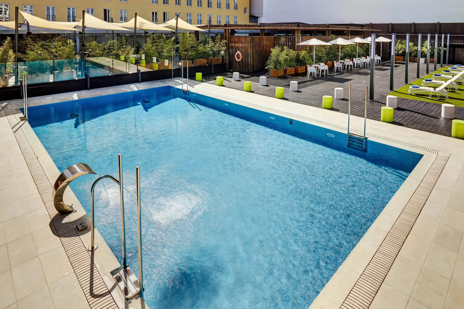 Отель Sercotel Alcalá 611
