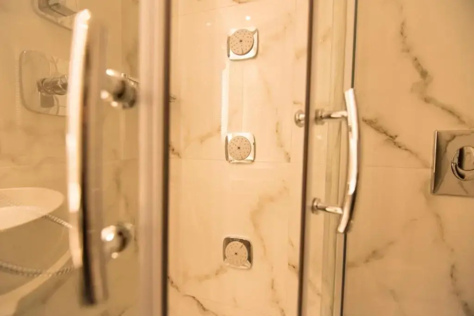 Acquablue Apartments