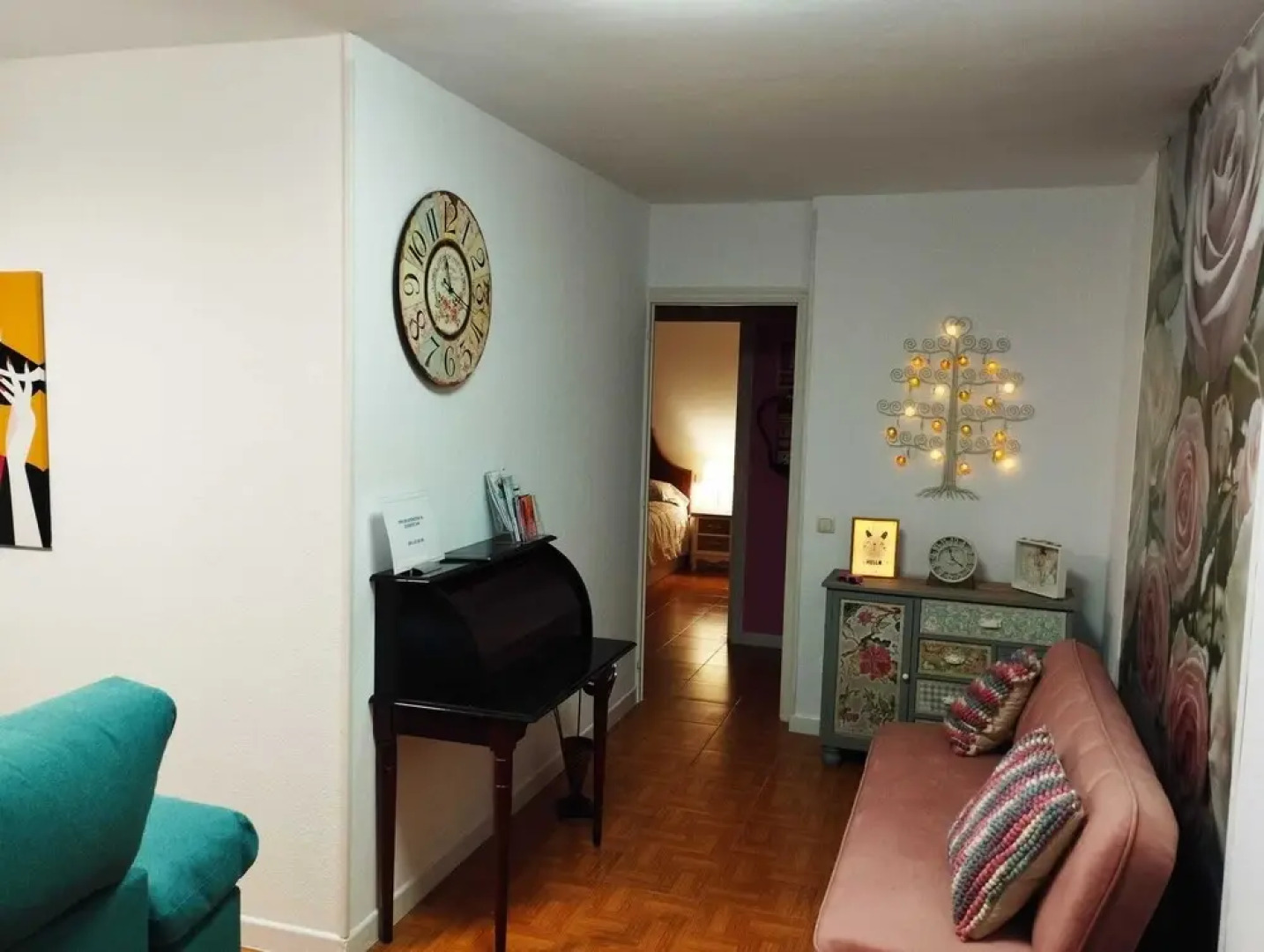 Coquetty Housing In Santander Bay