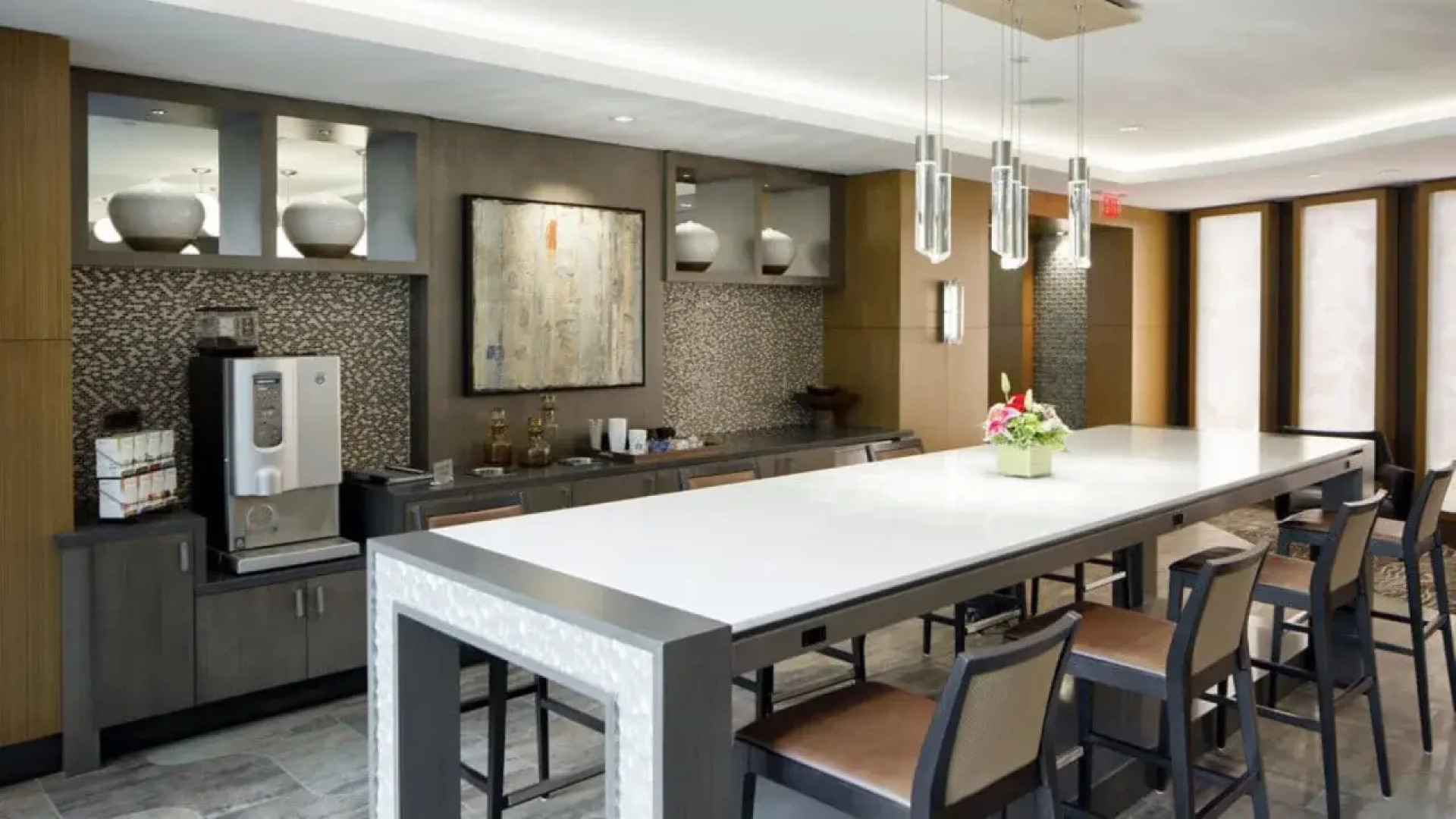 Global Luxury Suites in Bethesda