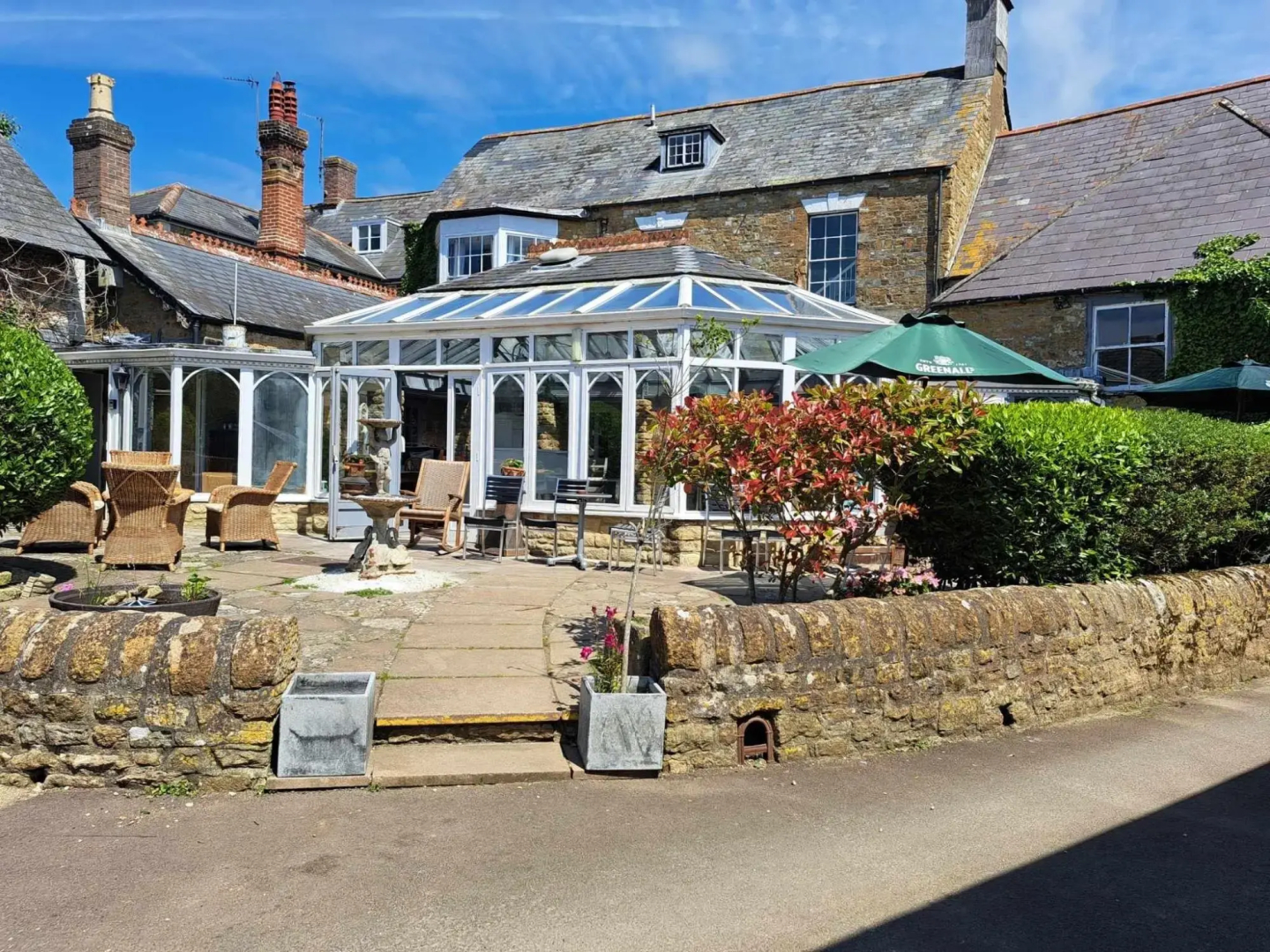 The Ilchester Arms Hotel