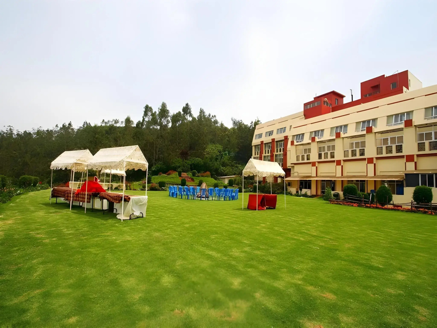 The Monarch Hotel