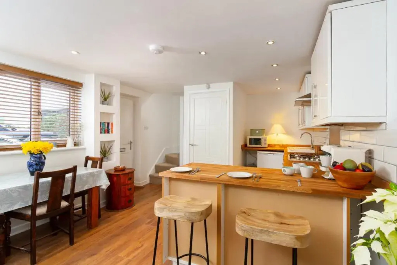 The Coach House, centrally located detached Coach House