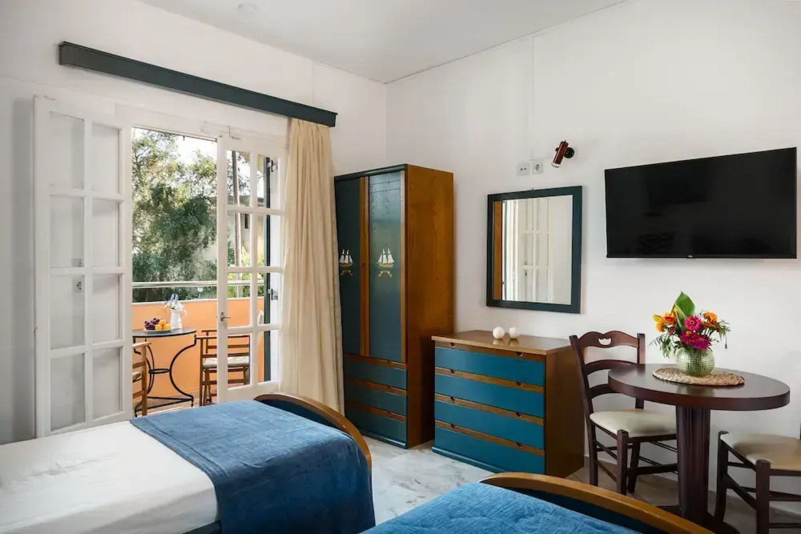 Nikiforos Apartments by Konnect, Mesongi