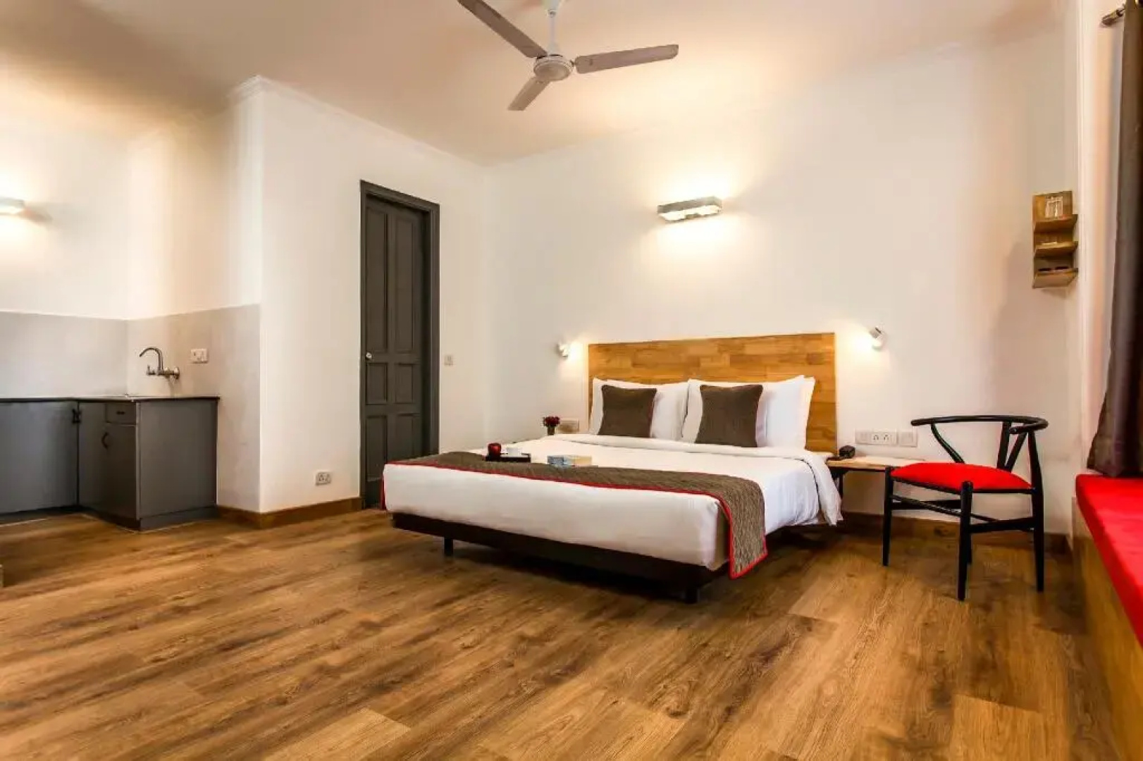 Srm by OYO Rooms