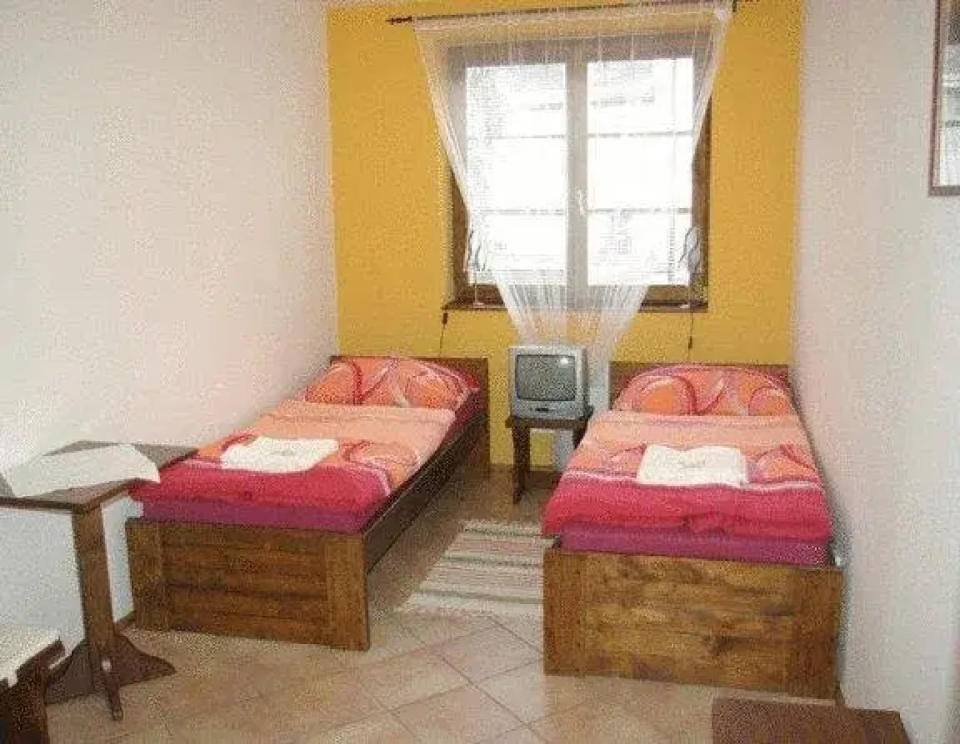 Penzion a Vinoteka Hrozen