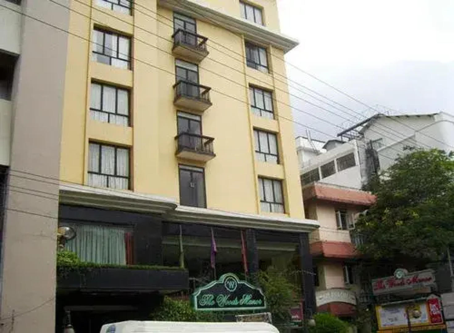 The Woods Manor MG Road