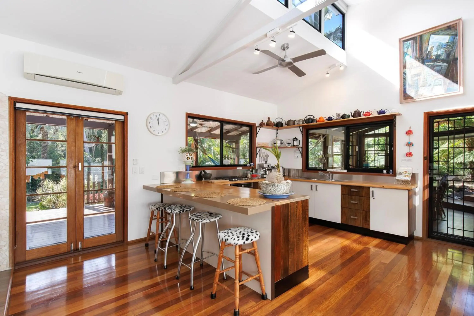 Eclectic Oasis in Doonan, Sunshine Coast