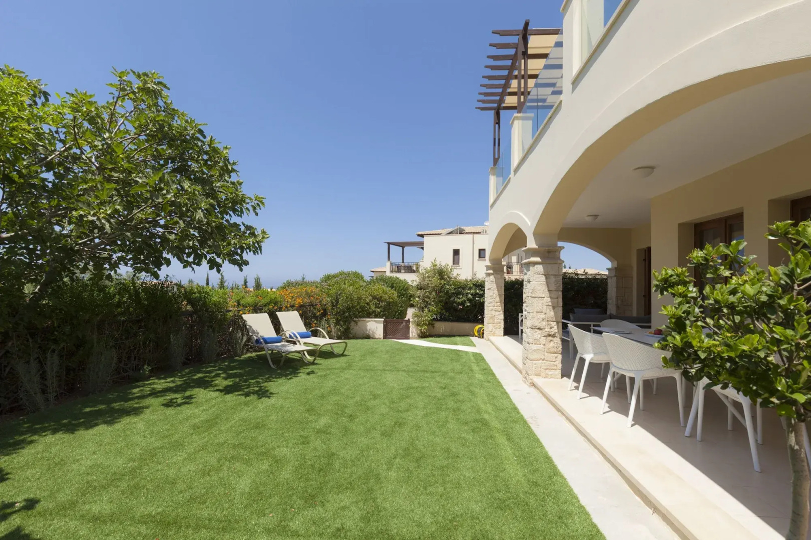 Aphrodite Hills Rentals – Apartments