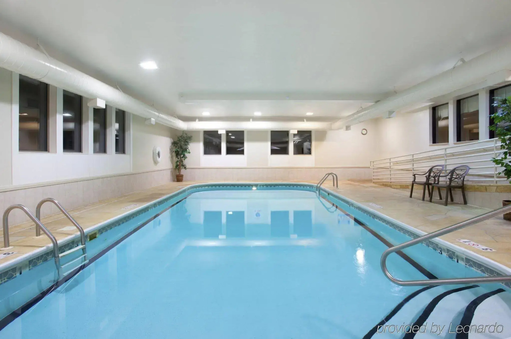 Best Western Plus Bourbonnais Hotel & Suites