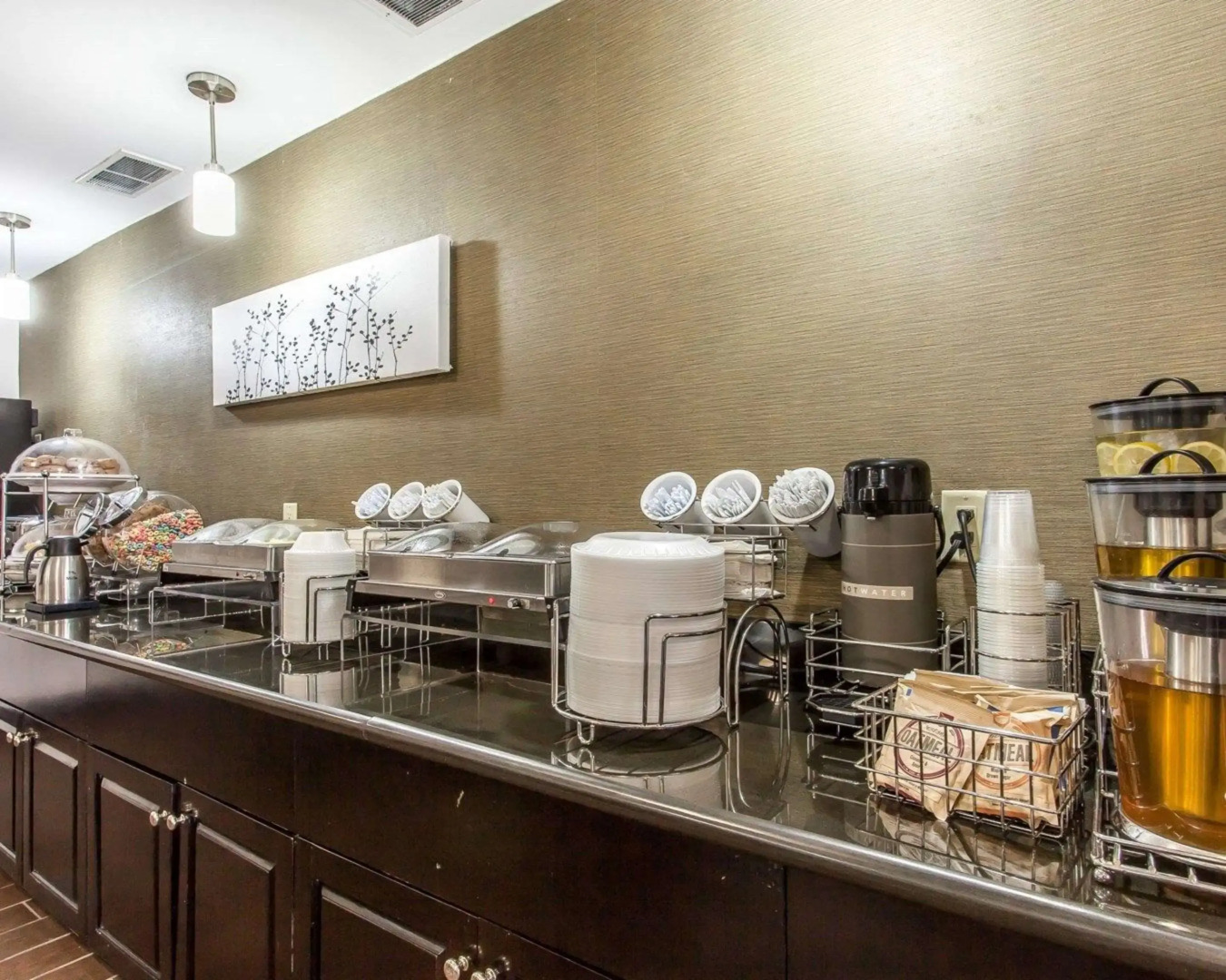 Sleep Inn & Suites Near I-90 and Ashtabula