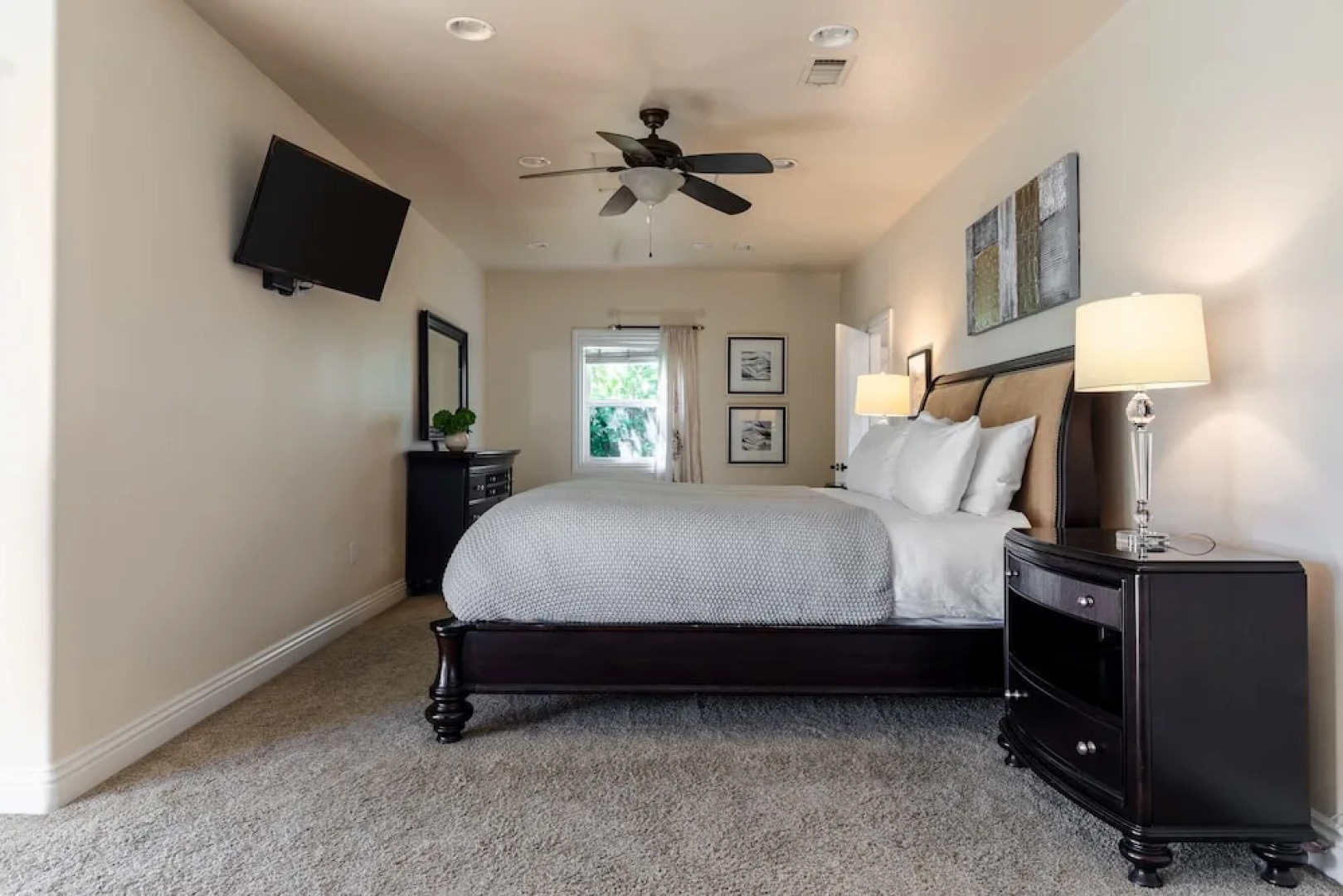 Wilson Creek Manor By Avantstay Sleeps 10! Amazing Estate w/ Pool & Game Room