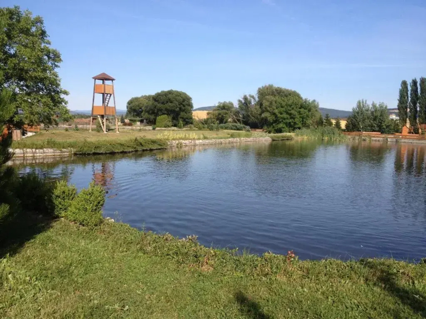 Rybárska bašta a penzión Dobys