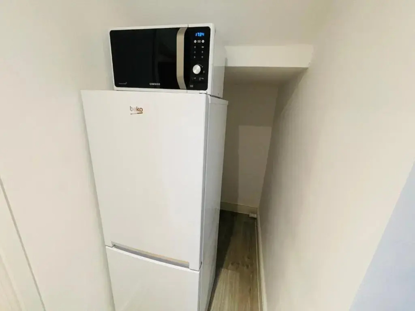 NEW MODERN STUDIO APARTMENT, PARKING, Netflix