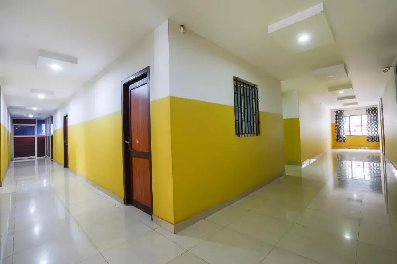 R K Residency by OYO Rooms