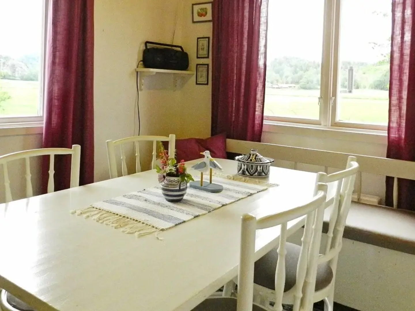 4 Person Holiday Home in Dingle