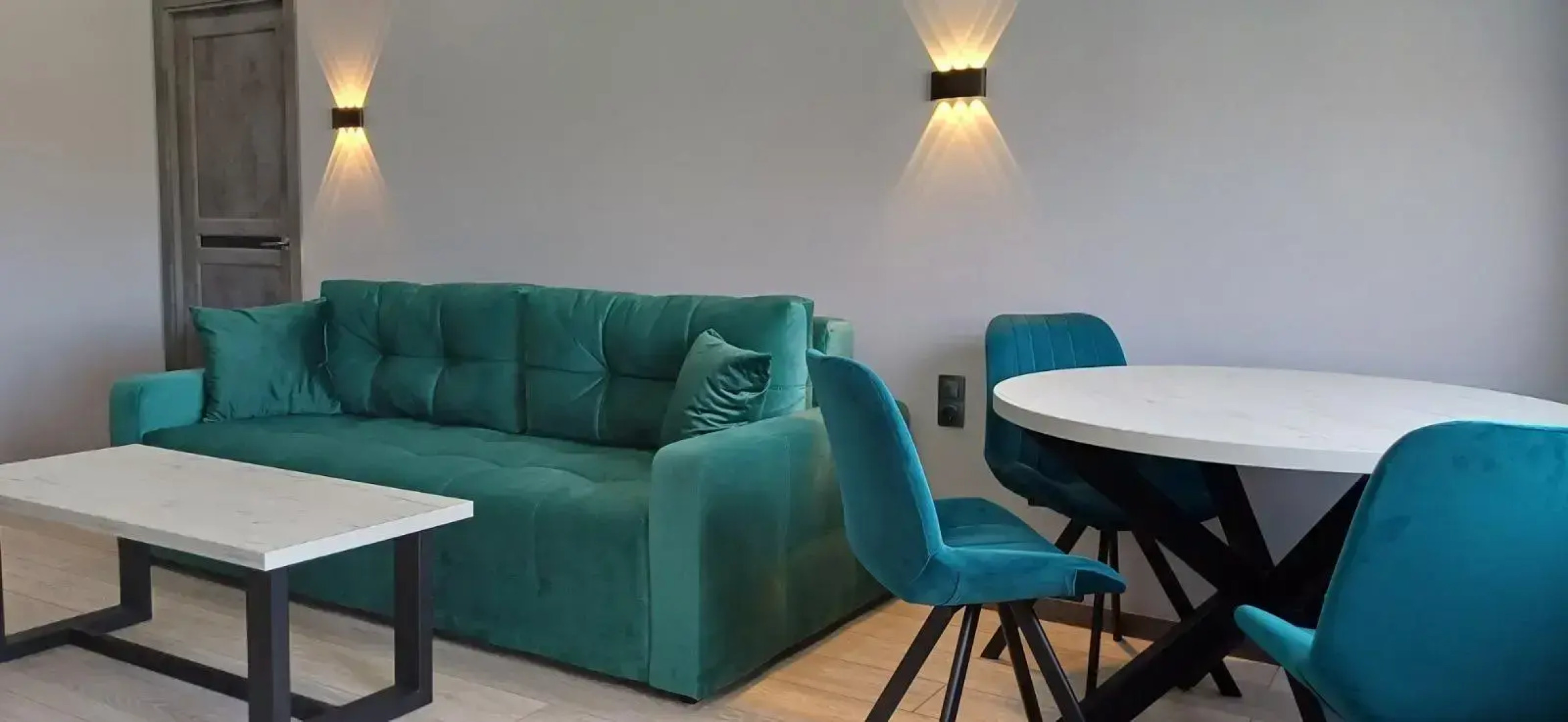 TroeSutokApart Комсомольская 50