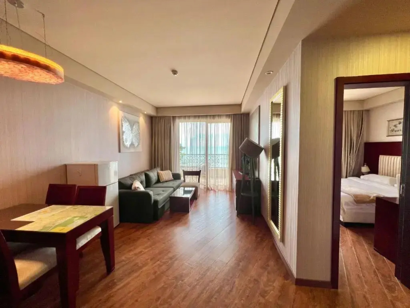 Luxury Oasis Apartment