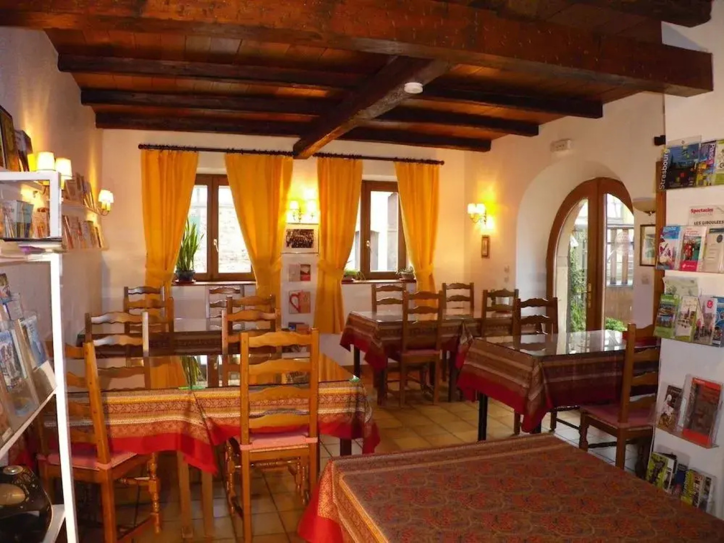 Gîtes et Chambre d'Hôtes A l'Arc en Ciel